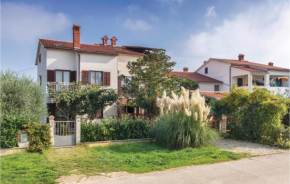 Lovely Apartment In Fazana With Wifi